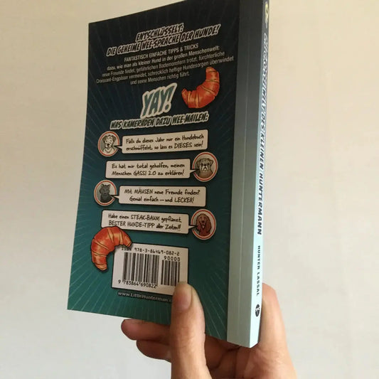 Die große Welt des kleinen Huntermann, die lustigen Hundememoiren eines kleinen Terriers, von Hunter Lassal. Standard Paperback mit Schwarz-Weiß-Druck auf cremefarbenem Papier - Cover